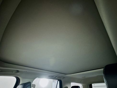 Used 2021 Ford Expedition Platinum image 23