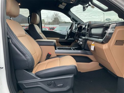 New 2026 Ford F250 Lariat w/ Chrome Package image 12