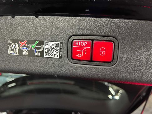 New 2026 Mercedes-Benz GLC 43 AMG AMG GLC 43 image 17