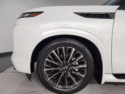 Used 2026 INFINITI QX80 Autograph w/ Premium Cargo Package AWD/4WD image 11