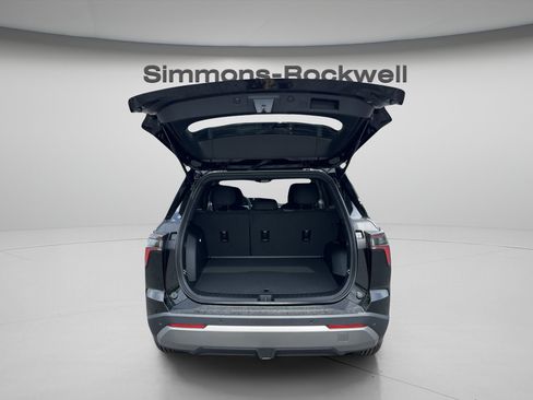 New 2027 Chevrolet Equinox LT AWD/4WD image 13