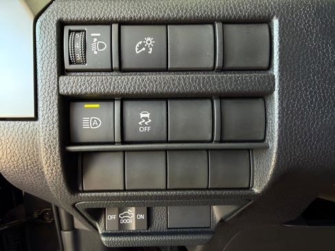 Used 2025 Toyota Tacoma SR5 RWD image 17