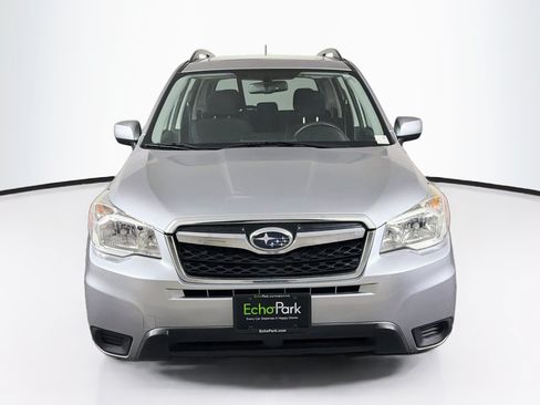 Used 2014 Subaru Forester 2.5i Premium AWD/4WD image 2