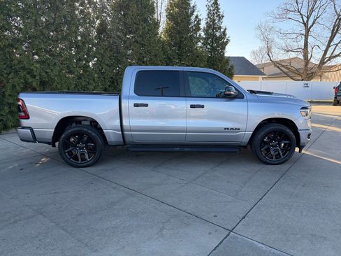 Used 2023 RAM 1500 Laramie AWD/4WD image 32