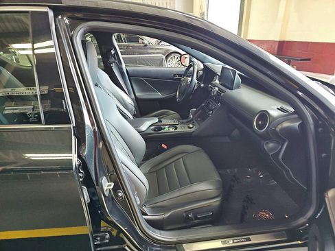 Used 2022 Lexus IS 350 F Sport AWD/4WD image 12