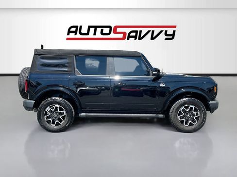 Used 2024 Ford Bronco Outer Banks AWD/4WD image 8