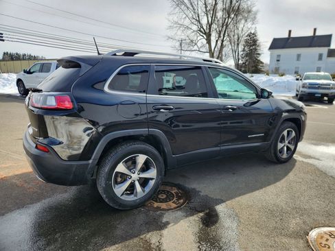 Used 2019 Jeep Cherokee Limited image 15