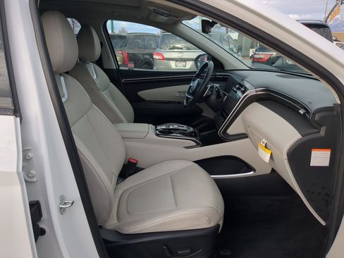 Used 2024 Hyundai Tucson Limited image 35