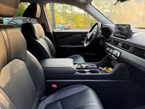 Certified 2023 Honda Pilot Elite image 9