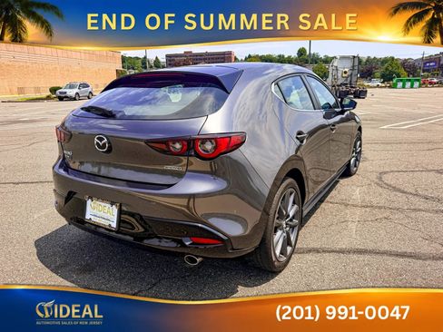 Used 2023 MAZDA MAZDA3 s FWD image 5