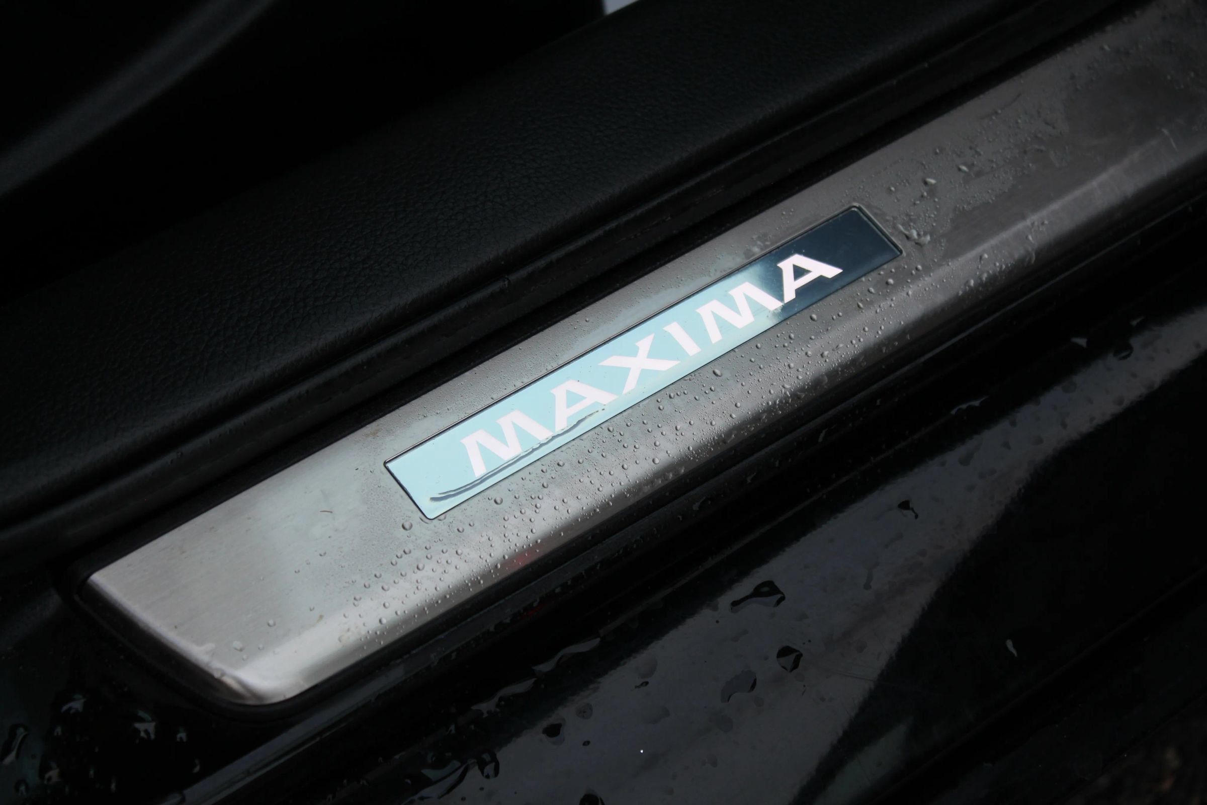 Used 2017 Nissan Maxima Platinum w/ Medallion Package FWD image 19