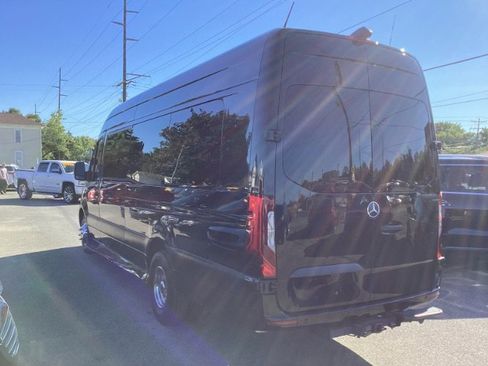 Used 2019 Mercedes-Benz Sprinter 170 image 4