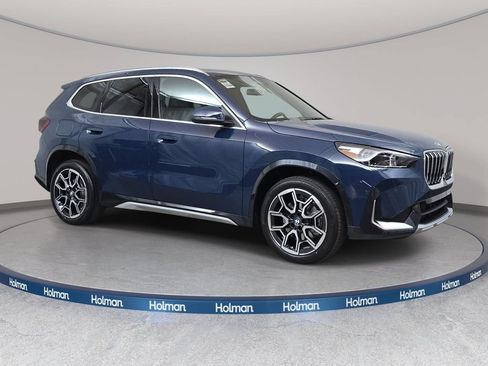 New 2026 BMW X1 xDrive28i w/ Technology Package AWD/4WD image 3