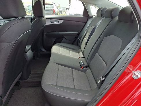 Used 2024 Kia Forte LXS w/ LXS Technology Package FWD image 10