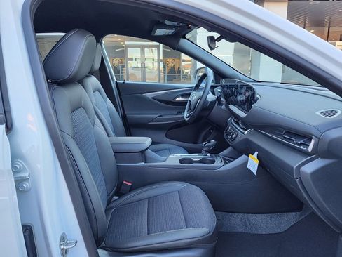 New 2026 Buick Envista Preferred image 37