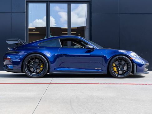 Certified 2026 Porsche 911 GT3 RWD image 12