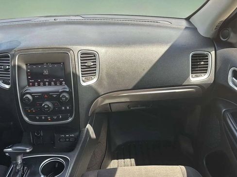 Used 2019 Dodge Durango SXT image 34