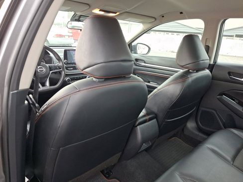 Used 2023 Nissan Altima 2.5 SR image 21