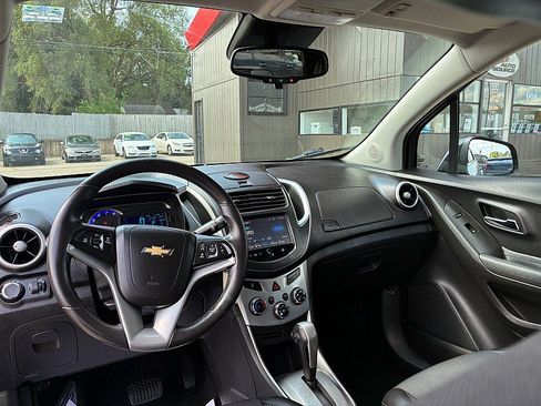 Used 2015 Chevrolet Trax LT w/ LT Plus Package FWD image 21