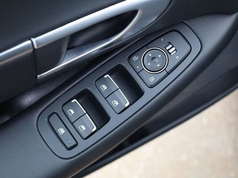 Used 2024 Hyundai Sonata SEL image 13