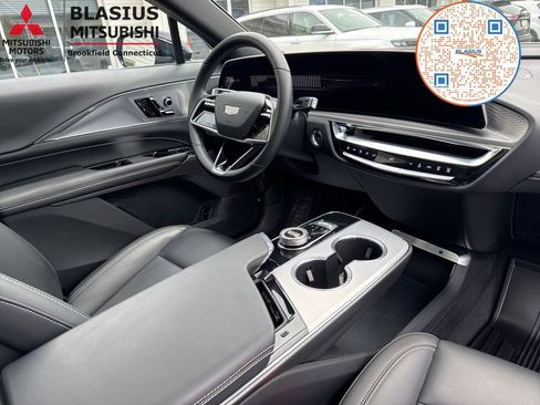Used 2024 Cadillac Lyriq Tech w/ Driver Assist Package AWD/4WD image 47