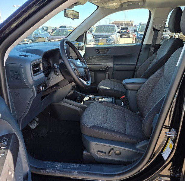 Used 2025 Ford Maverick XLT w/ XLT Luxury Package AWD/4WD image 11
