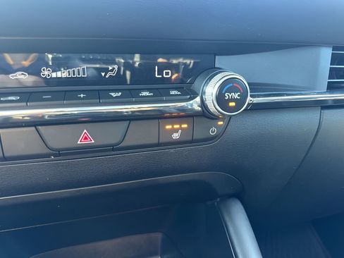 Used 2025 MAZDA MAZDA3 s image 21