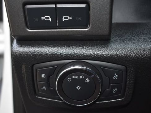 Used 2018 Ford F150 XLT w/ Equipment Group 302A Luxury AWD/4WD image 19