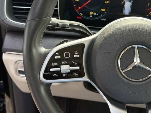 Used 2020 Mercedes-Benz GLS 450 4MATIC image 23