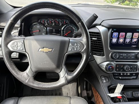 Used 2015 Chevrolet Tahoe LTZ AWD/4WD image 17