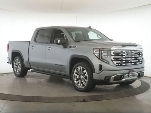 Used 2024 GMC Sierra 1500 Denali image 2