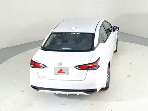 New 2025 Nissan Versa SV w/ Trunk Package image 38