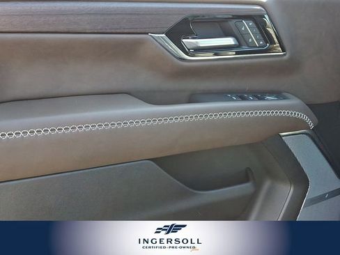 Used 2025 GMC Yukon Denali Ultimate image 17