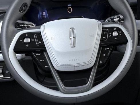 New 2026 Lincoln Aviator Black Label w/ Dynamic Handling Package image 12