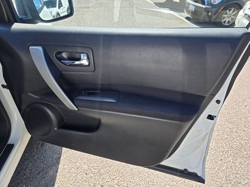 Used 2013 Nissan Rogue S w/ Special Edition Pkg FWD image 34