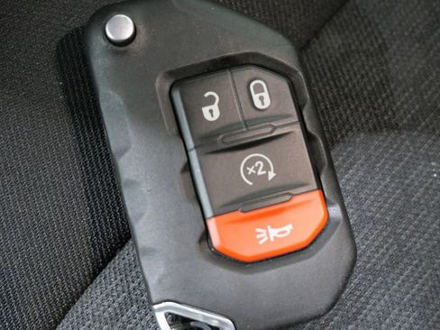 Used 2023 Jeep Wrangler Unlimited Rubicon w/ Xtreme 35 Tire Package image 31