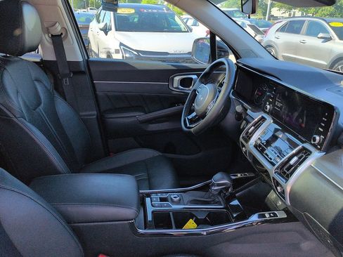 Used 2022 Kia Sorento SX FWD image 7