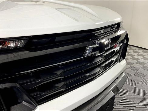 Used 2025 Chevrolet Colorado Z71 image 39