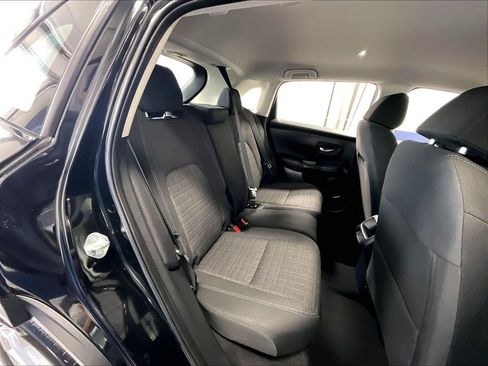 Used 2023 Honda HR-V LX image 16