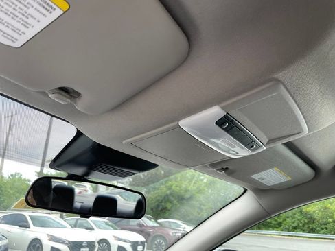 Certified 2023 Nissan Sentra SV FWD image 20