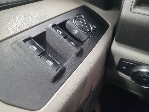 Used 2019 Ford F250 XL w/ Power Equipment Group RWD image 27