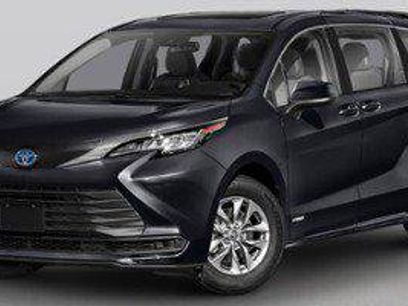 Certified 2026 Toyota Sienna XLE