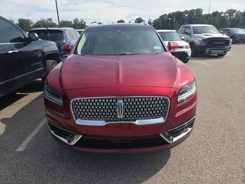 Used 2019 Lincoln Nautilus Reserve AWD/4WD image 6