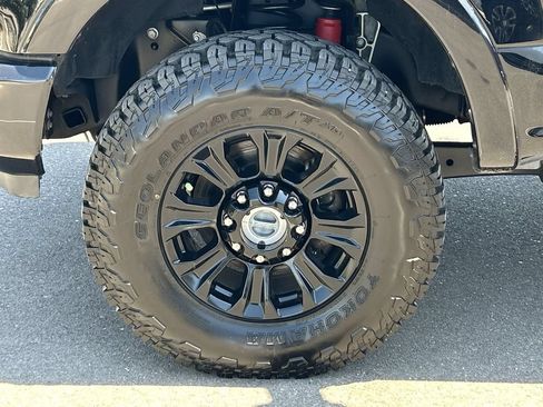 Used 2022 Ford F250 Lariat w/ Tremor Off-Road Package AWD/4WD image 33
