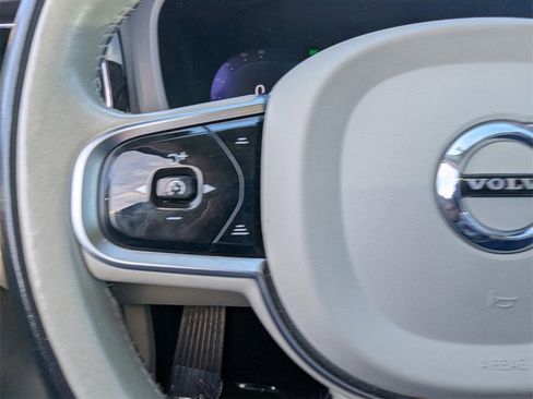 Used 2024 Volvo XC60 B5 Core image 20