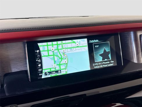 Used 2018 Rolls-Royce Phantom Sedan image 19