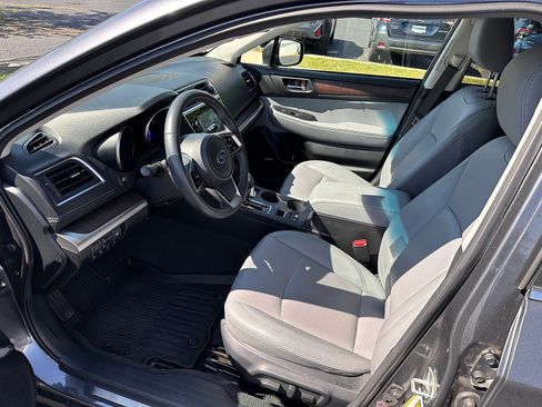 Used 2019 Subaru Outback 3.6R Limited AWD/4WD image 15