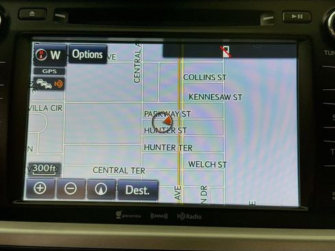 Used 2017 Toyota Highlander XLE image 15