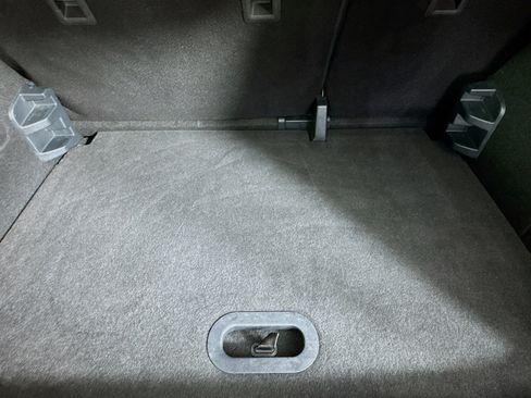 Used 2020 Ford EcoSport SE w/ SE Convenience Package image 34