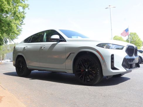 New 2026 BMW X6 xDrive40i w/ Executive Package image 3